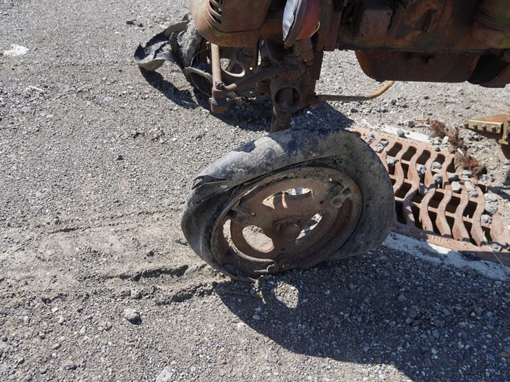 #2408-•-farmall-cub-a-tractor-with-sickle-bar-mower-image-9