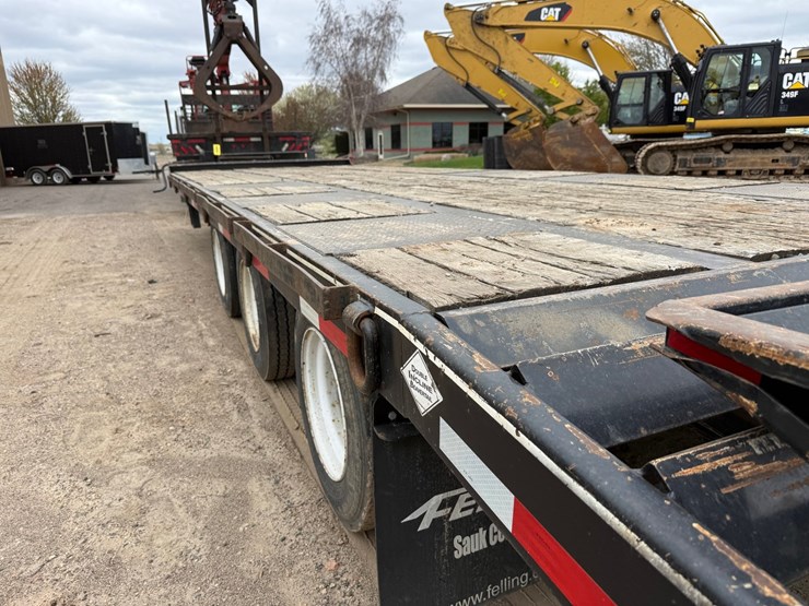#3909-•-2019-felling-32'-equipment-trailer-image-19