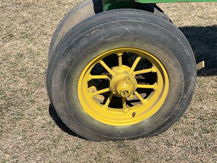 john-deere-model-a-image-16