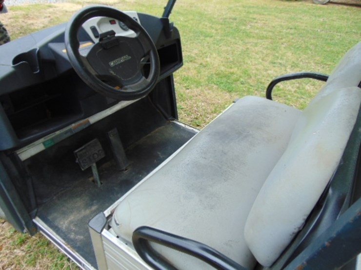 2017-club-car-carryall-300-image-5