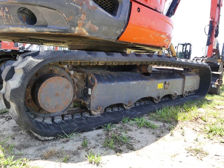 2019-kubota-kx057-4-image-6