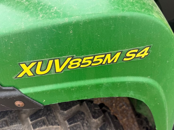 john-deere-gator-image-33