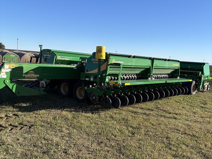 2022-great-plains-50'-bd7600hd-image-24