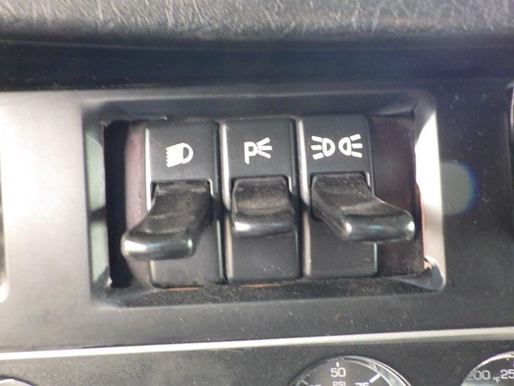 2008-kenworth-t660-image-57