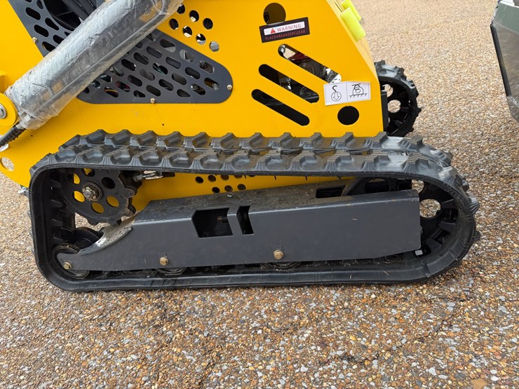 #9126-•-(new)-stand-on-mini-skid-steer-ssl60-image-9