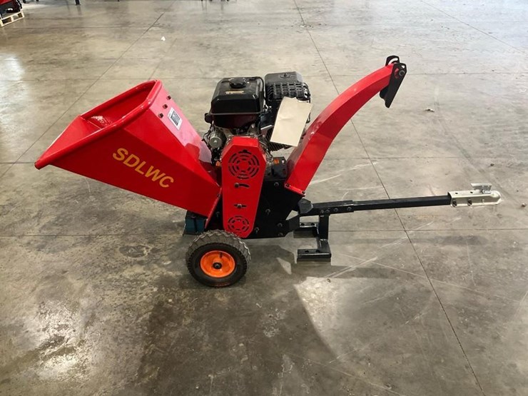#4118-•-unused-sdlwc-wood-chipper-image-3