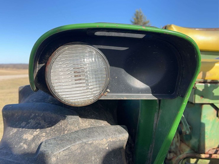 john-deere-720-image-40