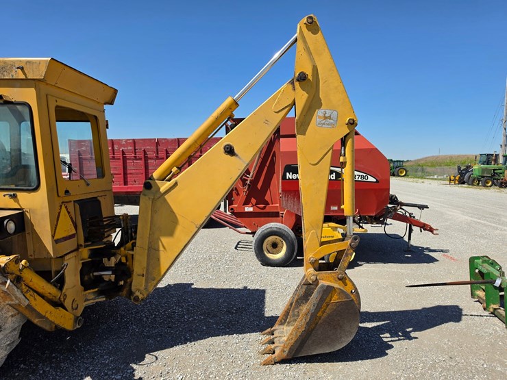 1995-deere-410d-image-15