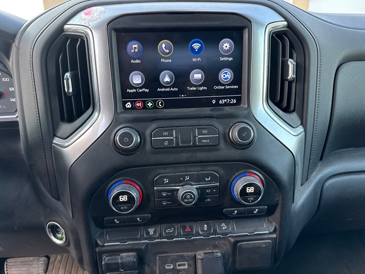 2022-chevrolet-3500-image-35