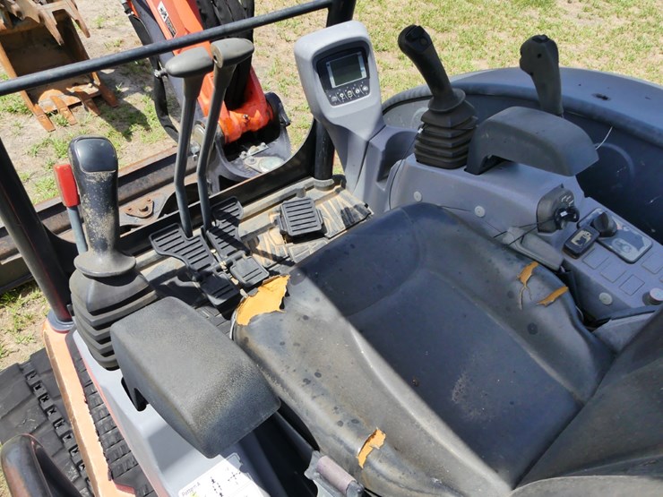 2018-kubota-u35-4-image-13