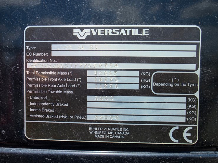 2015-versatile-550-image-9