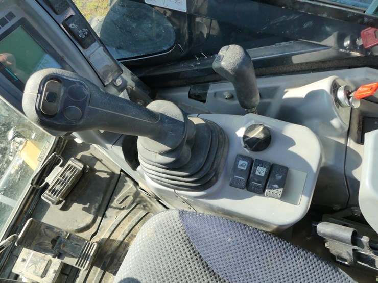 2018-deere-50g-image-13