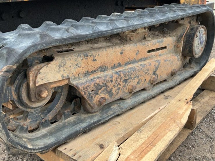 #1050-•-boxer-mini-skid-steer-loader-image-9