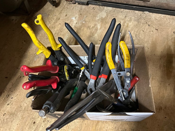 #28-•-box-of-various-pliers,-snips,-etc.-image-2