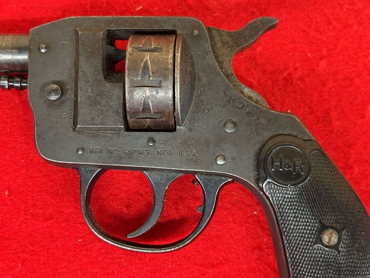 harrington-&-richardson-22-short-blank-revolver-image-11