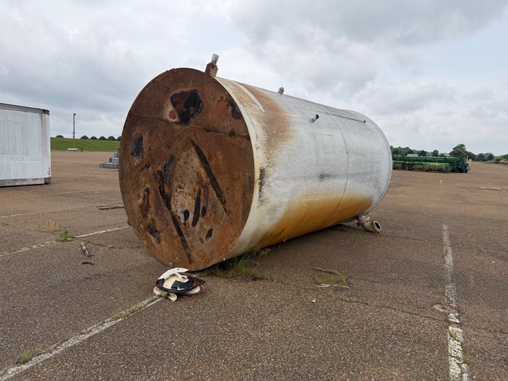 #9098-•-storage-tank-(liquid)-image-6