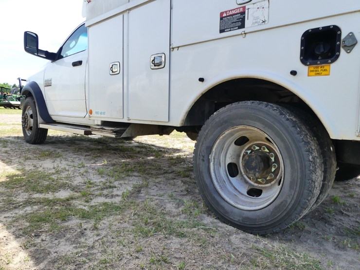 2016-ram-5500-image-12