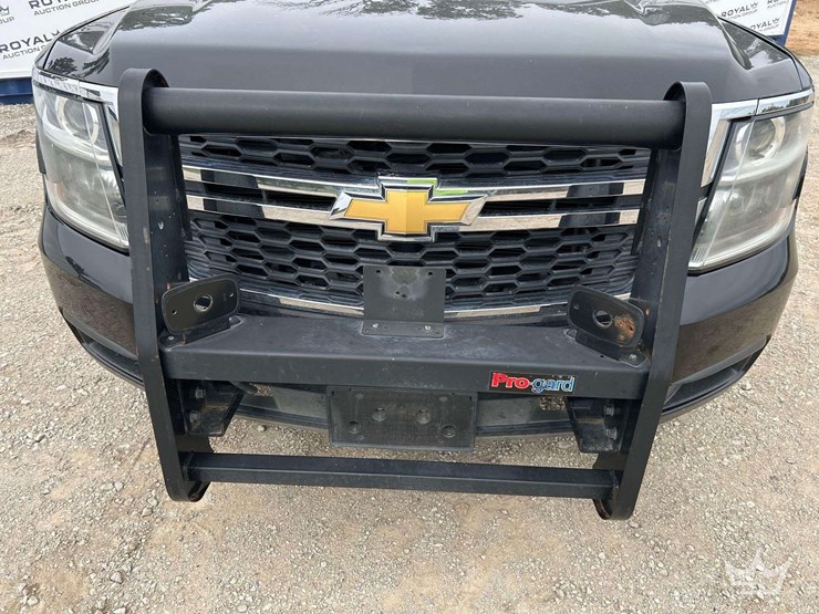 2018-chevrolet-tahoe-image-22
