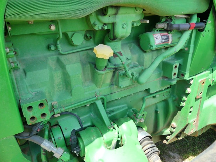 2018-john-deere-8320r-image-13