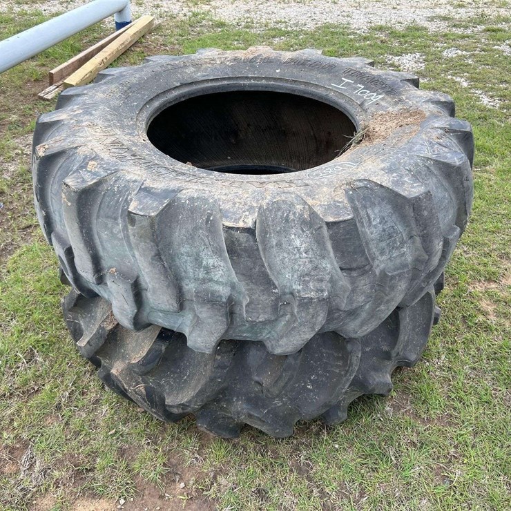 Harvest King 16.9-24 R1, 10PR Tractor Tires