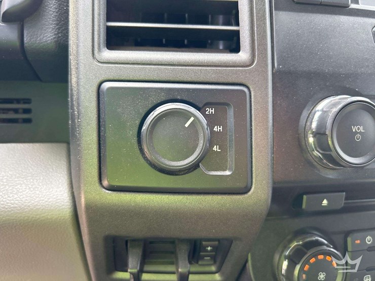 2017-ford-f250-image-17