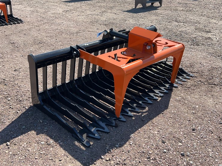 skeleton-grapple-bucket-image-2