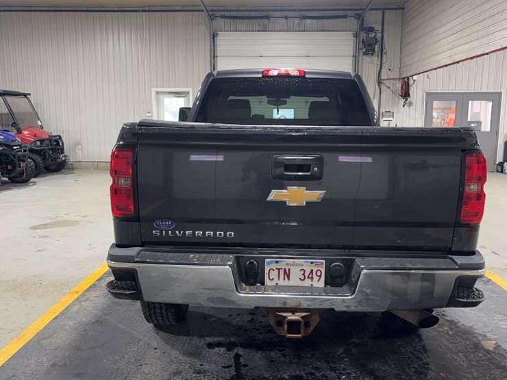 2016-chevrolet-silverado-2500hd-image-4