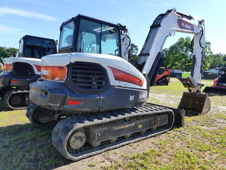 2022-bobcat-e88-image-3