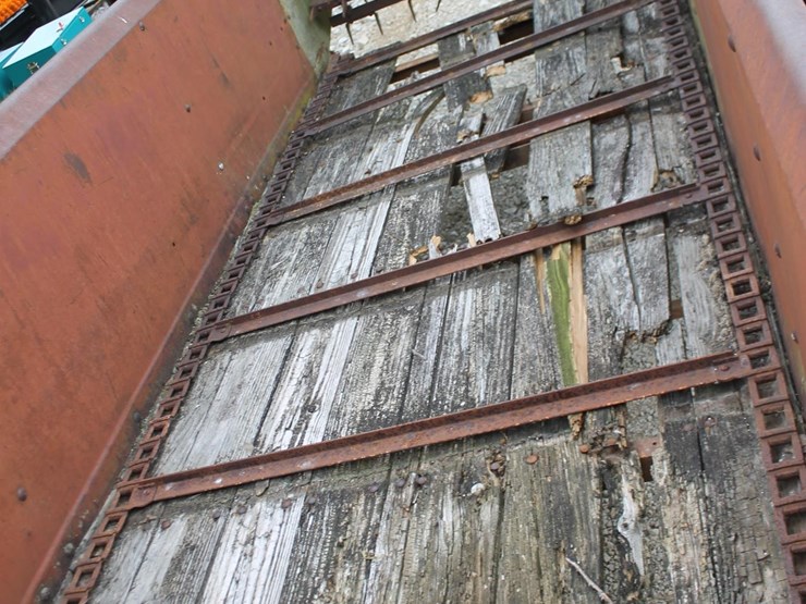 new-holland-202-image-6