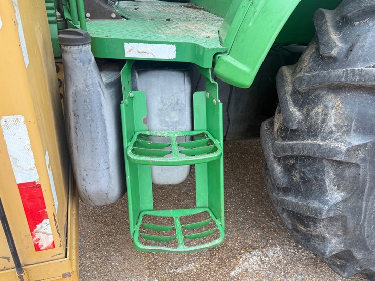 john-deere-6215-image-27