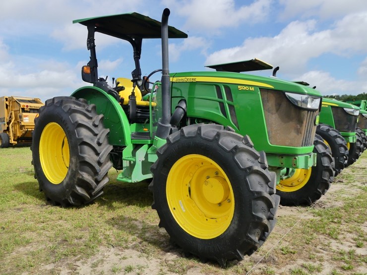 2024-john-deere-5120m-image-1