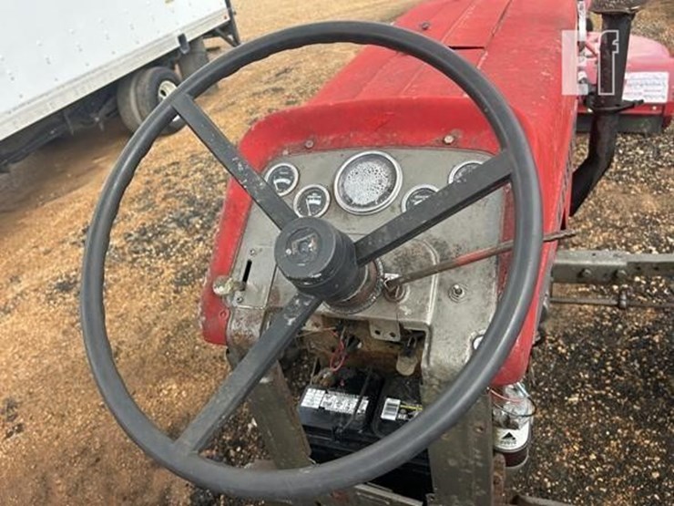 massey-ferguson-175-image-6