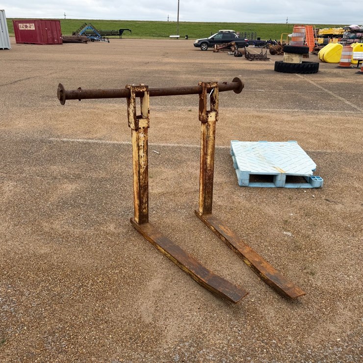 #9112 • Set of Backhoe Forks