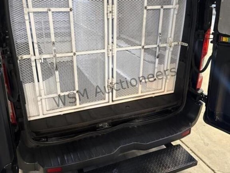 2018-ford-transit-image-12