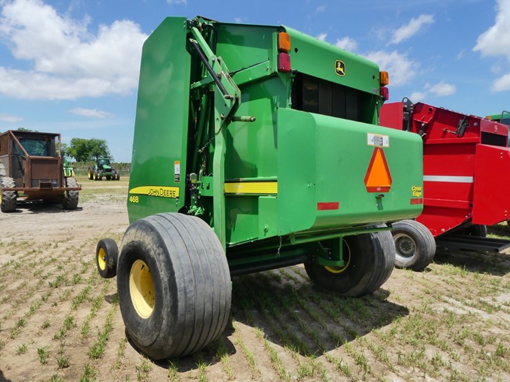 2012-john-deere-468-image-4