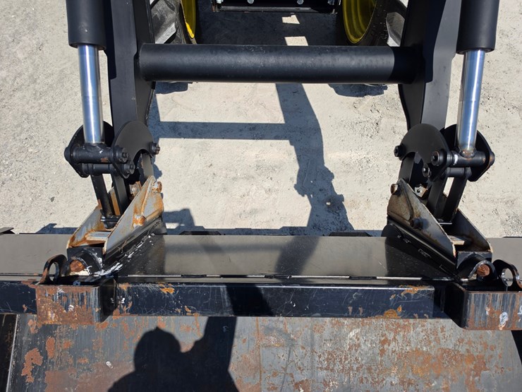john-deere-7520-image-5