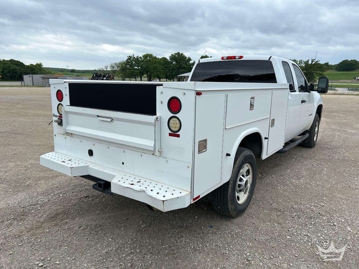 2013-gmc-2500hd-image-3