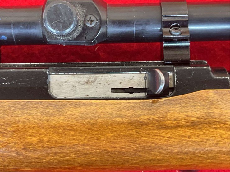 glenfield-model-60-semi-automatic-rifle-.22-lr-image-11