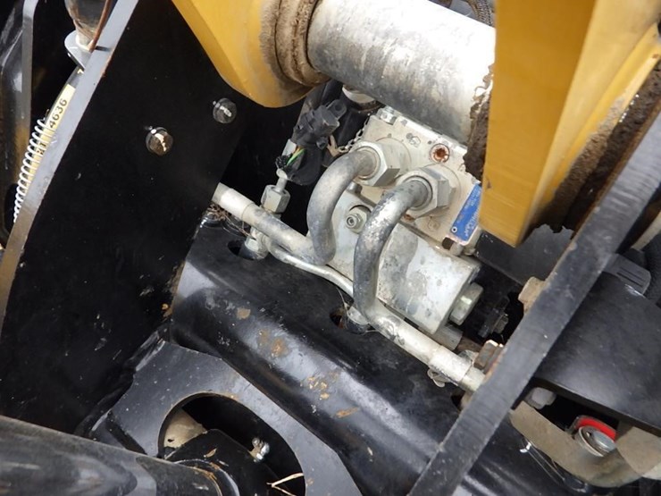 2023-caterpillar-420-xe-image-35