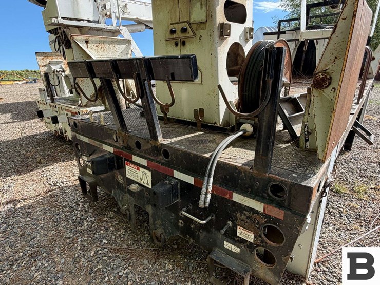 pitman-polecat-p70-digger-derrick-bed---prosser,-wa-image-14