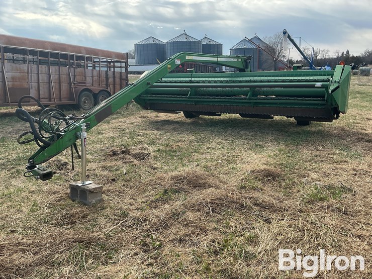 john-deere-1600-image-1