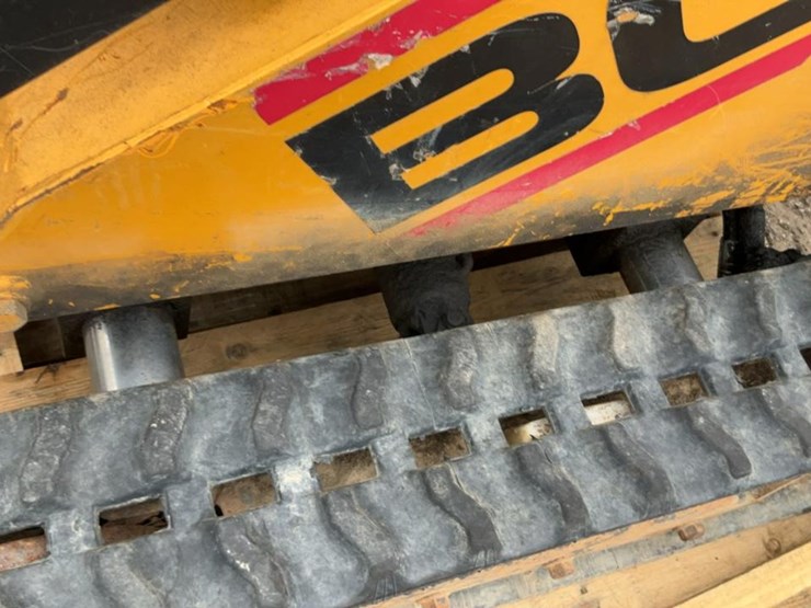 #1050-•-boxer-mini-skid-steer-loader-image-23