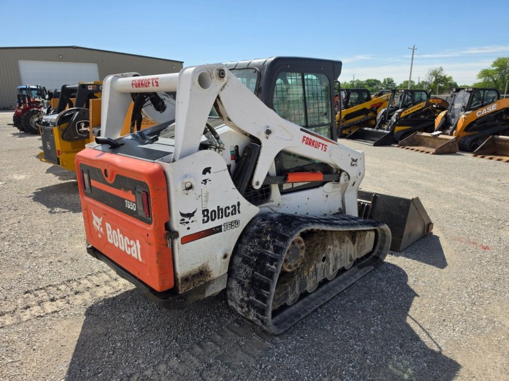2013-bobcat-t650-image-19
