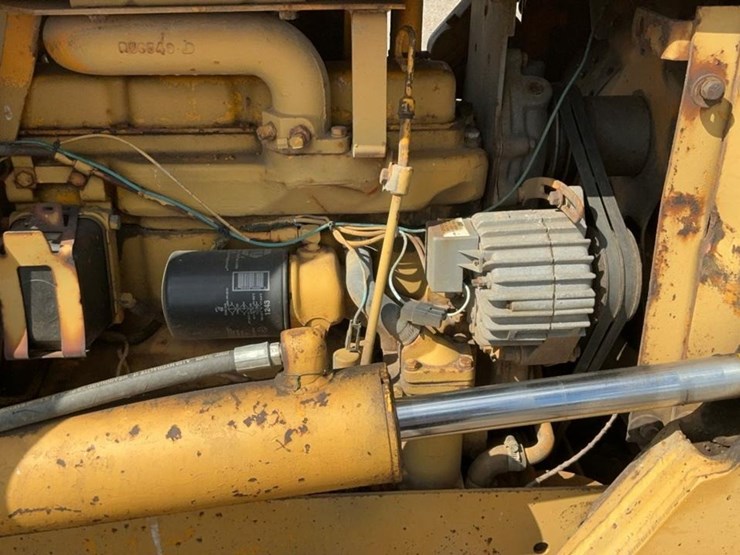 1983-john-deere-550-image-11