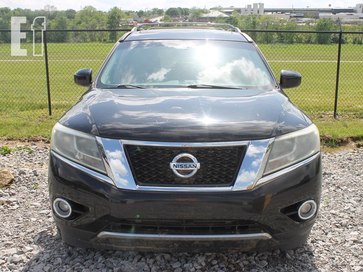 2014-nissan-pathfinder-image-7