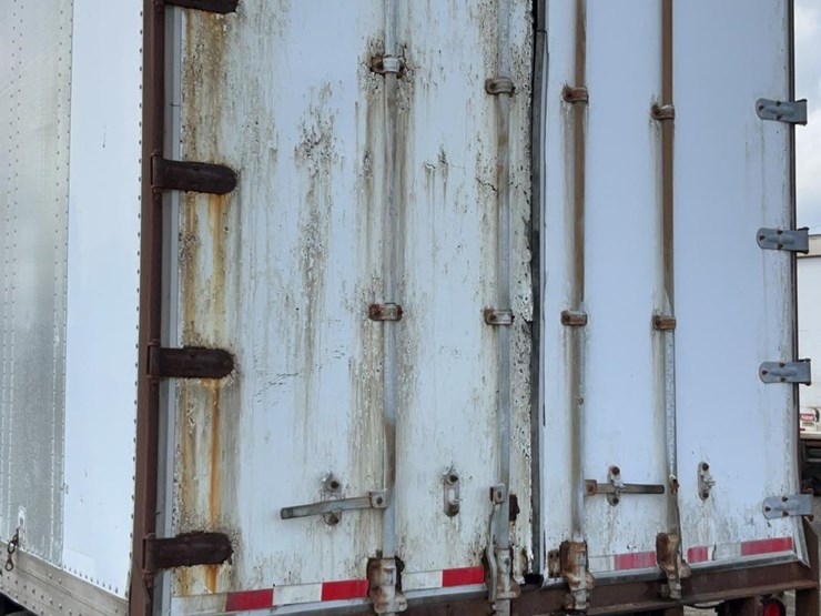 strick-trailer-image-19