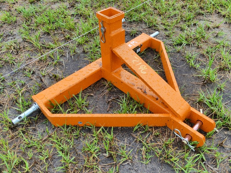 wolverine-3pt-hitch-receiver-image-1