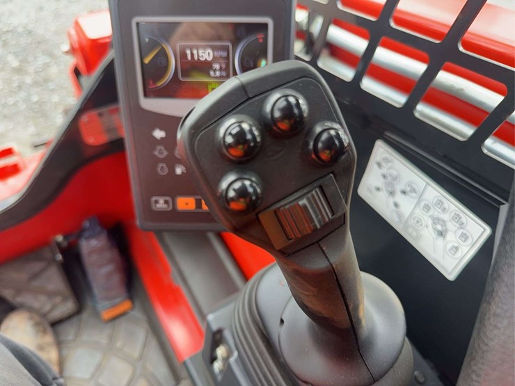 2024-(new/unused)-kioti-sl750u-wheeled-skid-steer-loader-image-25