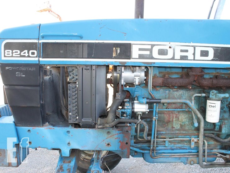 ford-8240a-image-12