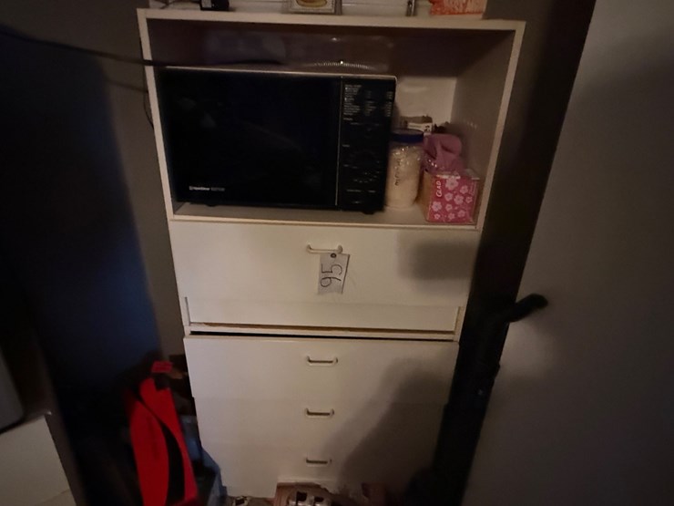 #95-•-microwave-and-cabinet-image-1